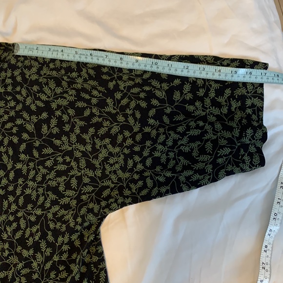 Kimono jacket, Green leaf print on black, Size L. - Picture 6 of 6